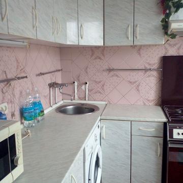Європейського Союзу просп. (Правди), 98