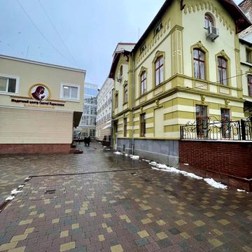 Софії Яблонської вул. (), 5