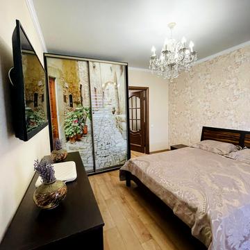 Святослава Ріхтера вул. (Щорса), 148-А