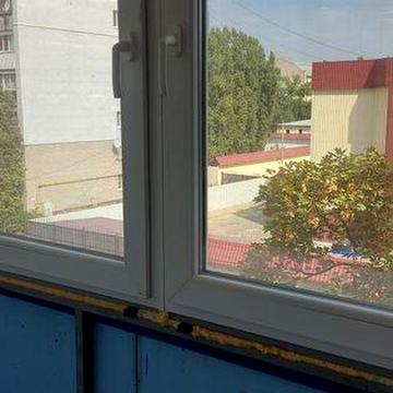 Хозяйка. Сдаю двухкомнатную квартиру