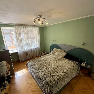 Продаж 2-х кімнатної Чешки, по вул. Героїв Майдану 77!