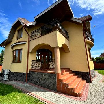 Набережна, 53