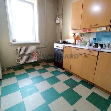 Продам 2к.кв. 4 мкрн. 2 поверх.