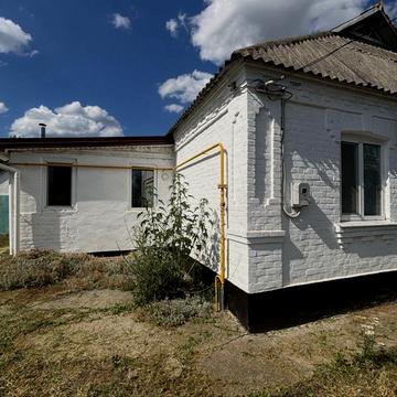 Продається будинок / частина будинку з окремим входом та двором