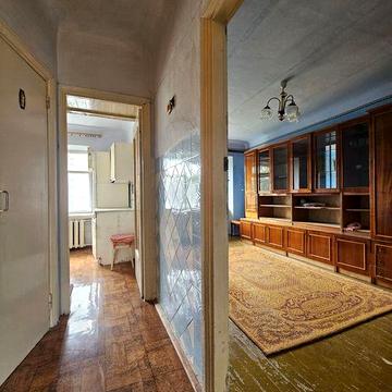 Продам 3 кімнатну квартиру в центрі міста
