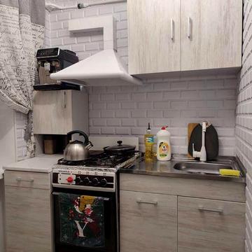 Продам свою двухкомнатную квартиру.