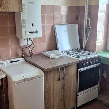 Здам 1 кімнатну квартиру вул.Олени Теліги