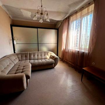 Продам 2 к квартиру - студию. ул. Фурманова,1
