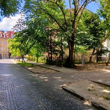 Продаж  1 Кім. квартири у м. Львів ( Галицький район)