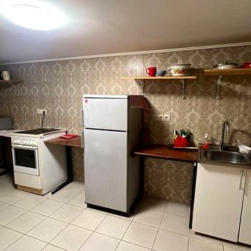 Візьму двох студентів у окрему квартиру. Пропозиція від власника