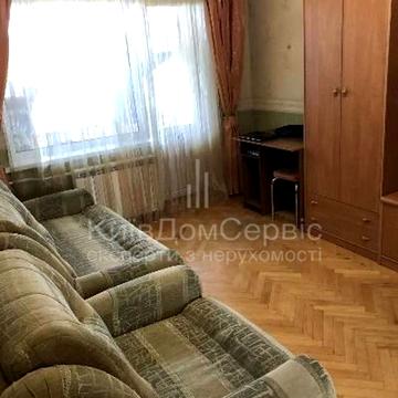 Дарницький бульв., 15