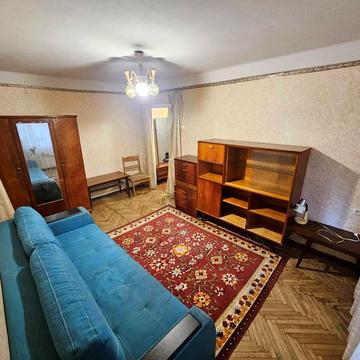 Михайла Донця вул., 13-Б