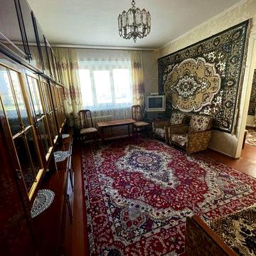 Чотирикімнатна квартира на третьому мікрорайоні в Вознесенську