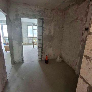 Продаж 3к квартира на Вишенці, купити трьохкімнатну квартиру