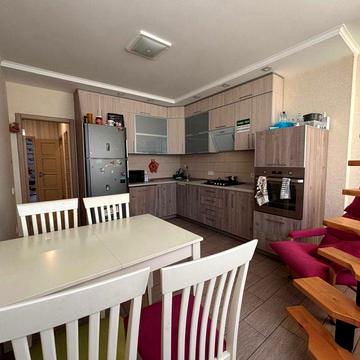 Продаж квартири Бровари двоярусна 100м2 Симоненка якісний ремонт VIP