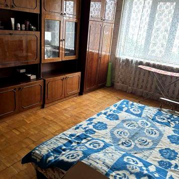 2к.кв. пр. Голосіївський 19, метро Деміївська