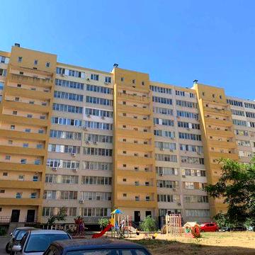 Продам 1 кімнатну кв-ру на вул. Сахарова !