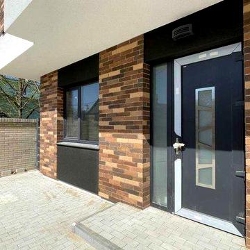 Продам елітний таунхаус в районі Текстильника. 100м² З ділянкою