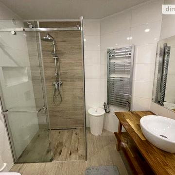 Довгострокова оренда 1к Квартира Білогірська вулиця