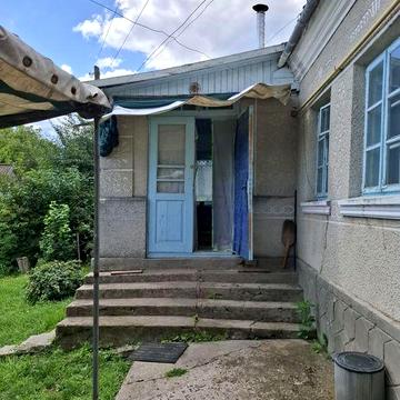 Продам будинок з комунікації