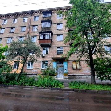 Продажа сталинки с характером и перспективовой 3-ком,парк