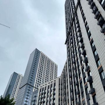 Академіка Заболотного вул., 4