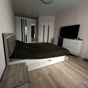 Нижня Берегова вул., 2/2е