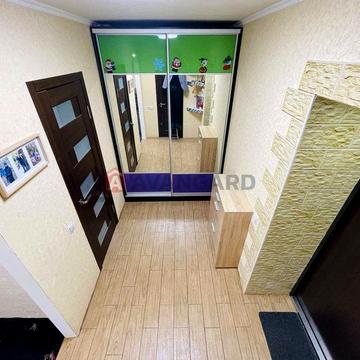 Продаж 1-кімнатна з ремонтом і великим балконом коло парку, Літак!