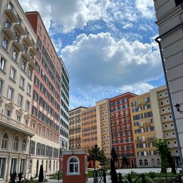 Інглезі вул. (25-ї Чапаєвської Дивізії), 2А