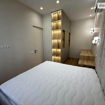 Довгострокова оренда 1к Квартира Єфремова Сергія вулиця ЖК Park Residence