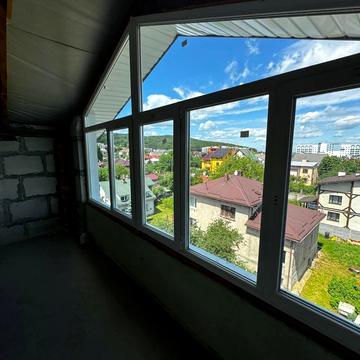 Академіка Івана Крипякевича вул., 4