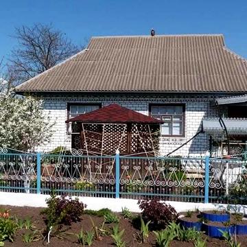 Продам будинок біля річки