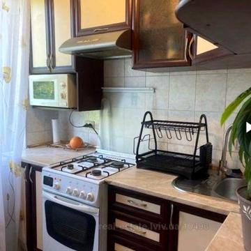 Продаж 2 кім, м. Львів, Франківський район, в.Наукова