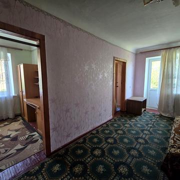 Центральна вул., 1