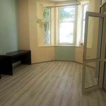 Продам квартиру з Індивідуальним опаленням і окремим входом