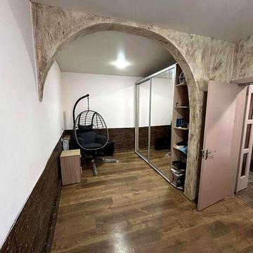 Продаж 2к Дім Павлоградська вулиця