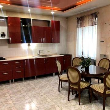 Сдам дом 5 к 250 м Небесной сотни/Рынок Успех
