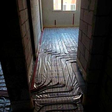 Вигідно! 2 кімнатна. Газ, стяжка, тепла підлога в ціні