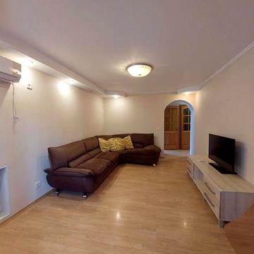 Оренда 2 кімнатної квартири в Центрі. Кільце 95 кварталу.