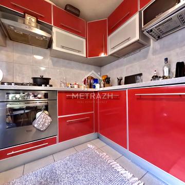 Харківських Дивізій вул., 9