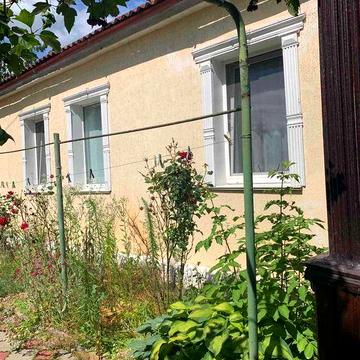 Продаю будинок із цегли (центр Черемушок)