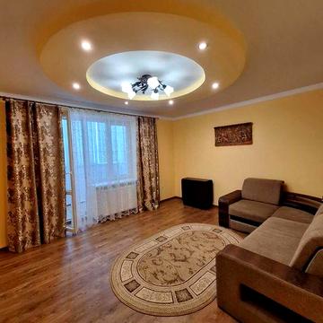 Здається 3 к квартира ,н/б з паркомісцем і коморою, вул Стуса- Арсен