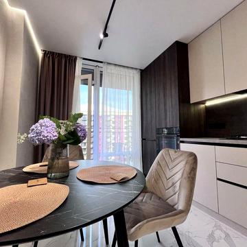 Стильна 1-кімнатна квартира з ремонтом в ЖК Family Plaza