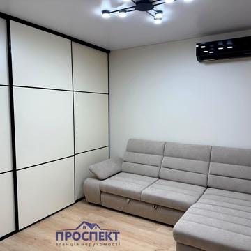 Добровольчих Батальйонів вул. (Червоноармійська), 203/3