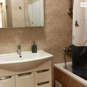 Довгострокова оренда 1к Квартира Академіка Сахарова вулиця