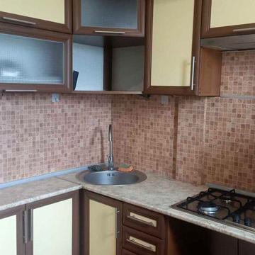 Продам 1 кн. кв. ул. Победы, ост. Вознесеновский рынок