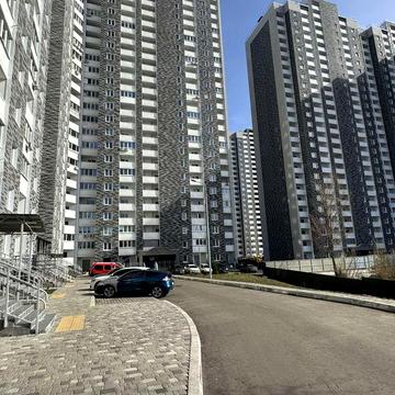 Продається 2к.квартира 72м ЖК Навігатор -2 Коноплянська 22а,документи ЖК Навігатор-2