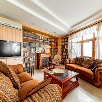 Продаж / Квартира/267 м2/Шевченківський район/пер. Нестерівський, 6