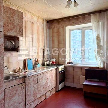 Продаж квартири  вул.Милославська 5, 3кімн., 69 кв.м