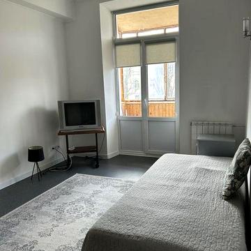 Здається в аренда двокімнатна квартира в центрі міста